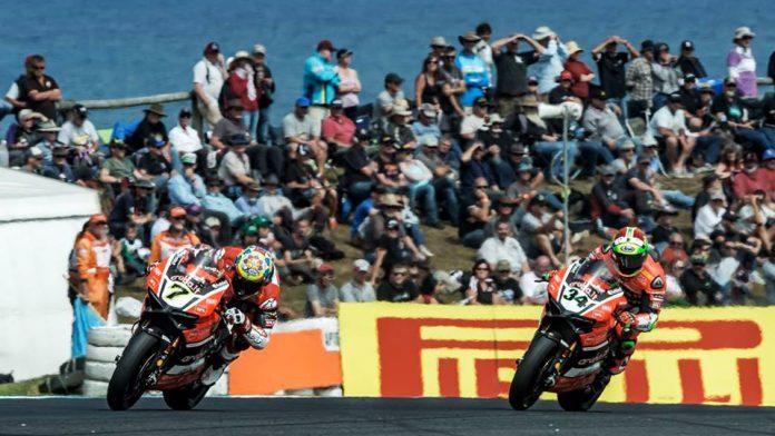 davies-giugliano-wsbk-2016