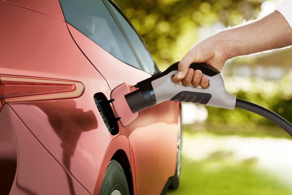 Auto elettrica Auto elettriche critiche
