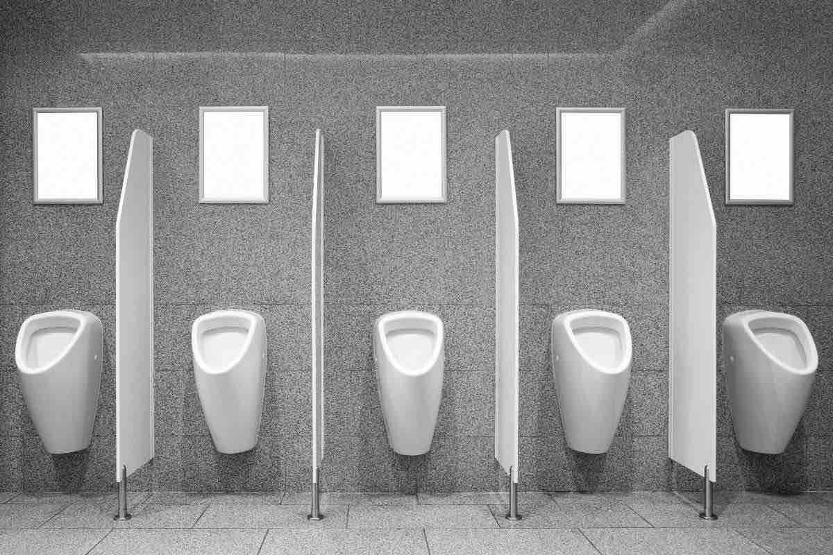 Bagni Bagno pipi multa