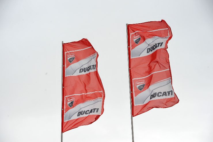 Ducati Auto Ducati Moto