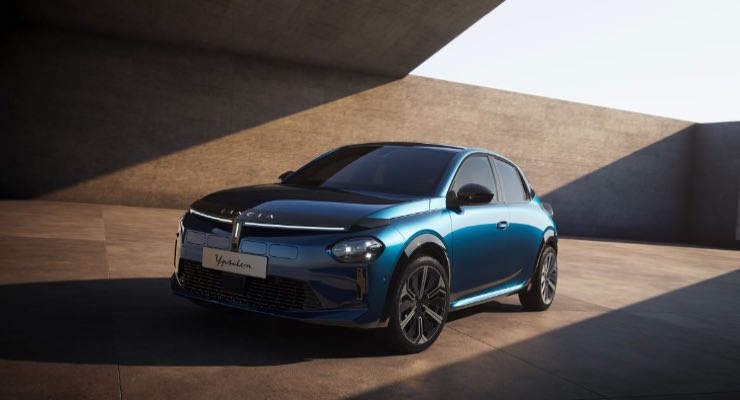 Lancia Y Lancia auto ritorno