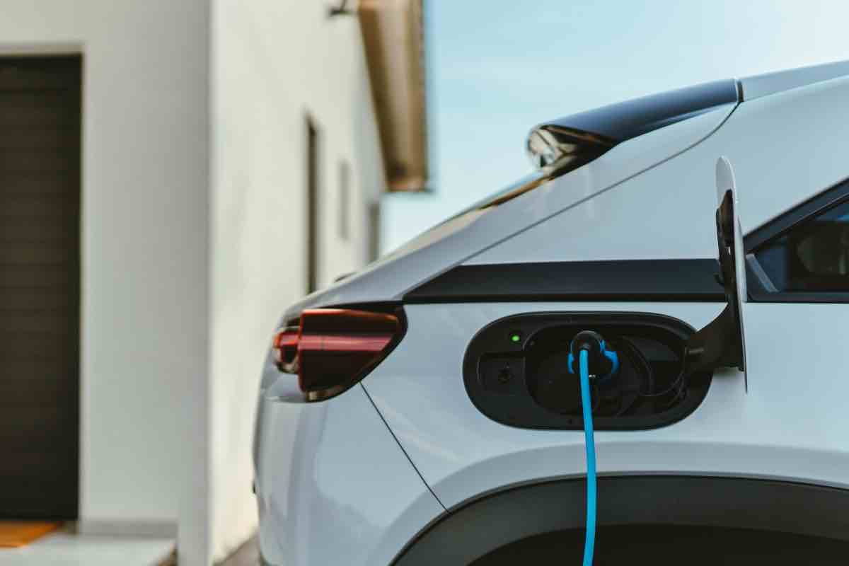 Elettriche Auto elettrica truffa