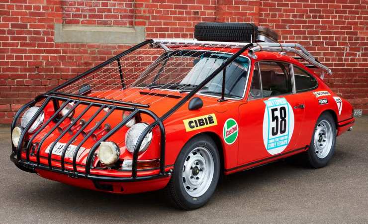 L'iconica Porsche 911 customizzata L'iconica Porsche 911 customizzata del 67
