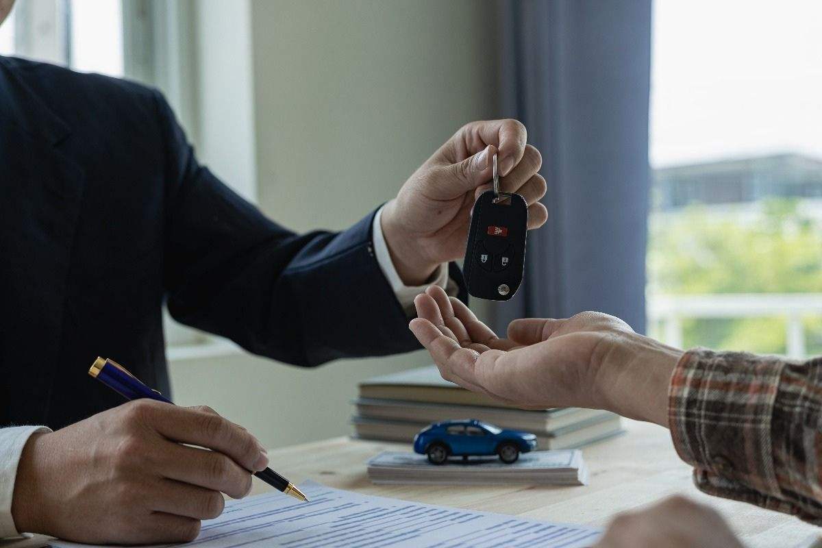 SH contratto noleggio auto Auto da 3000 euro: perchè è un affare