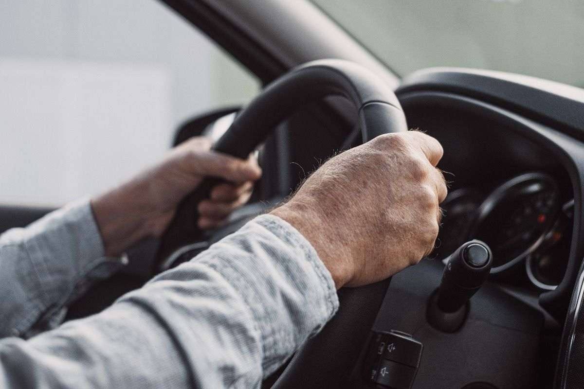 SH macchina volante guidare Clacson: quando utilizzarlo per non ricevere sanzioni o multe