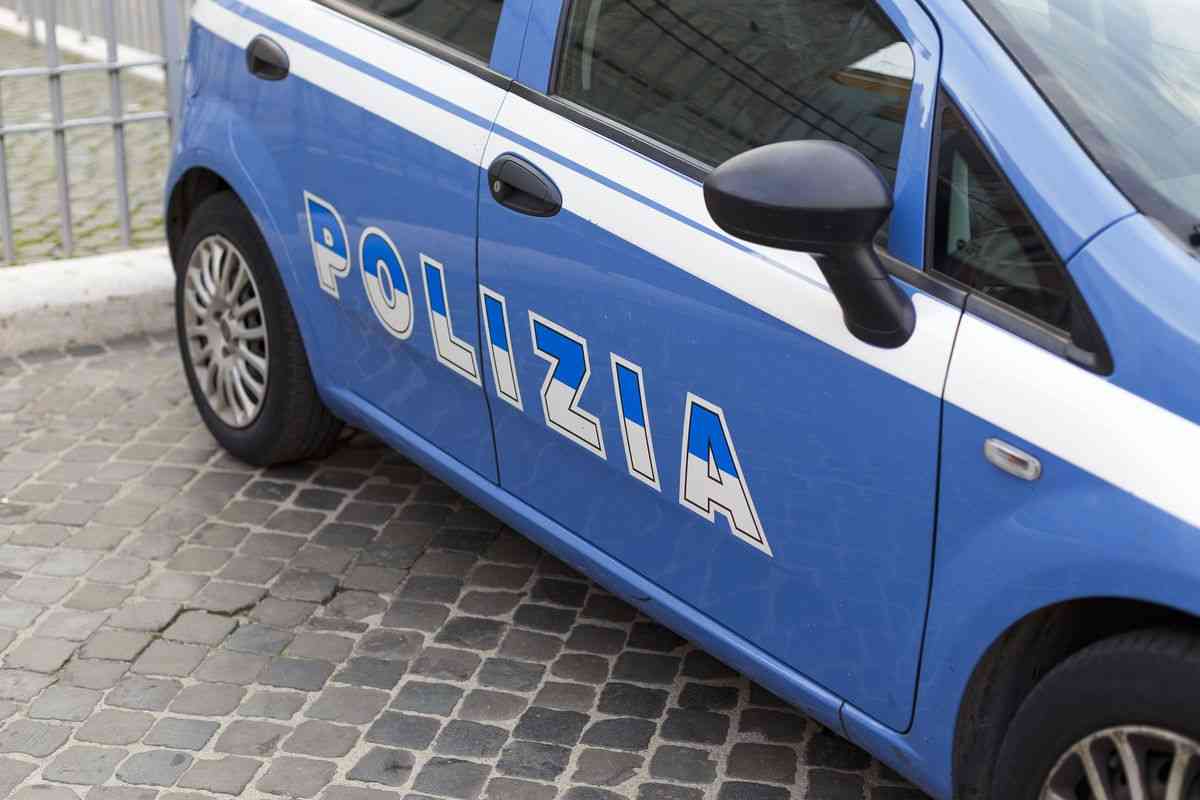 Auto della polizia Auto della polizia