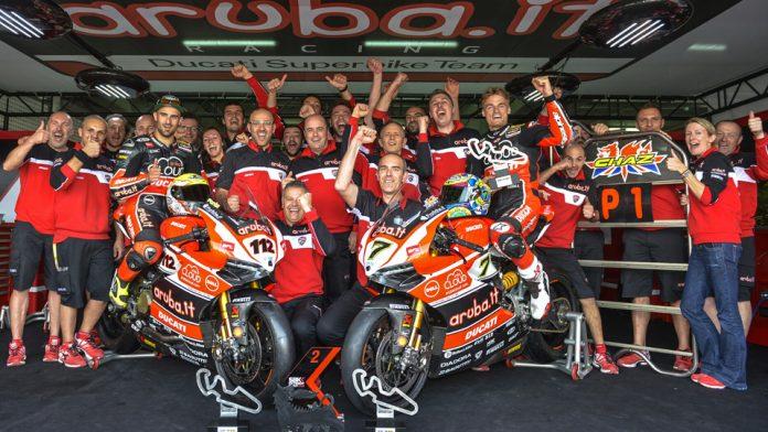 ducati sbk team 2015 ducati sbk team 2015