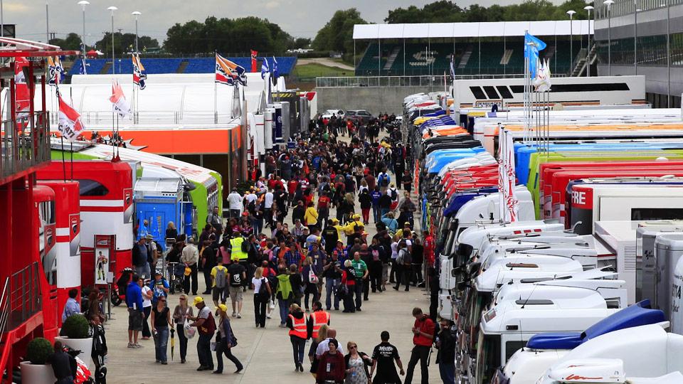 paddock motogp