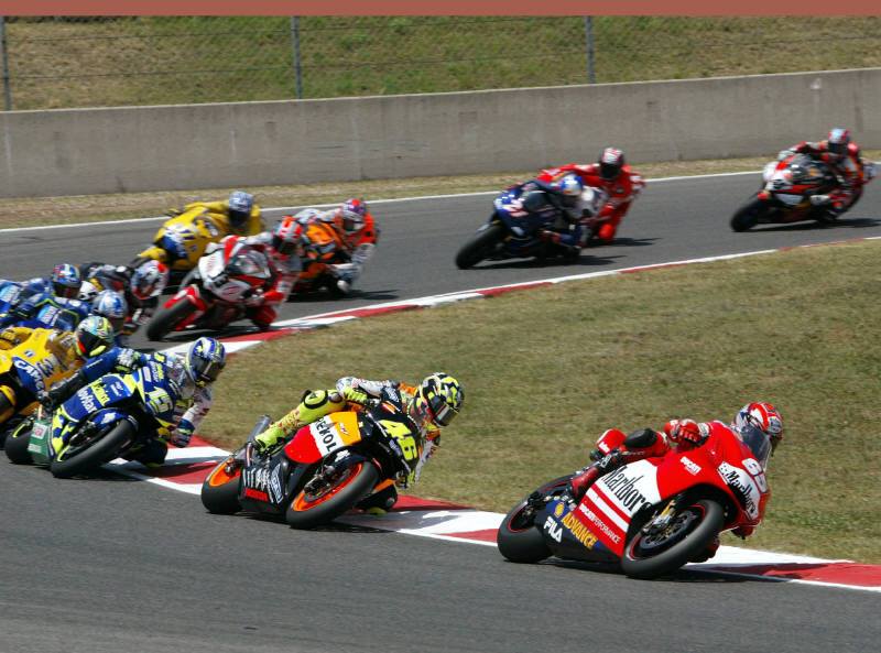 MotoGP Barcellona 2003 021