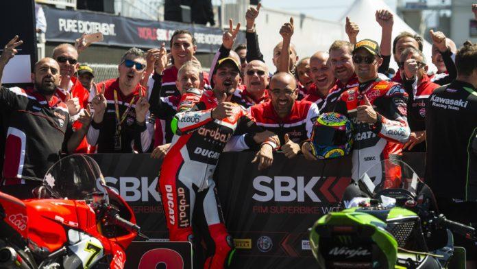 davies giugliano traguardo laguna CHAZ DAVIES DAVIDE GIUGLIANO LAGUNA SECA