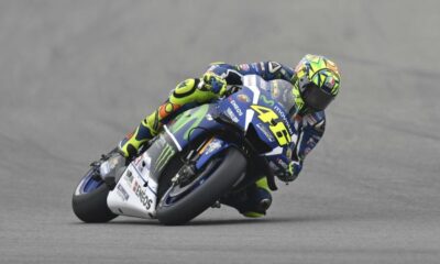 valentino rossi yamaha assen