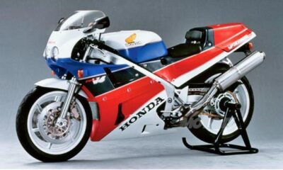 HONDA RC30