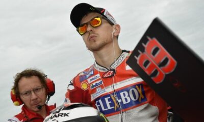 jorge Lorenzo maltratta ducati