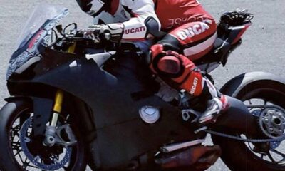 DUCATI V4
