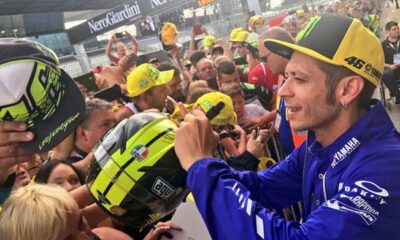 valentino rossi autografi austria motogp 2017