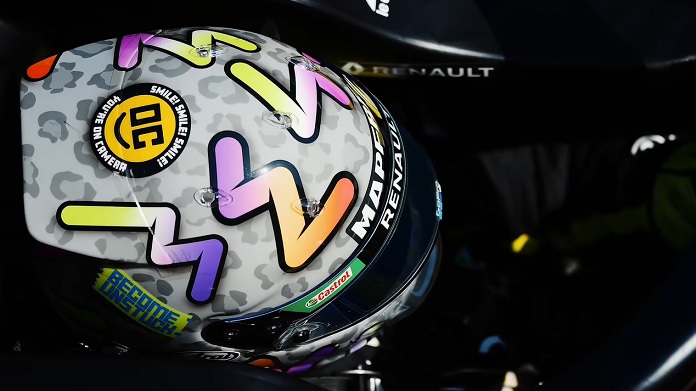 Daniel Ricciardo helmet