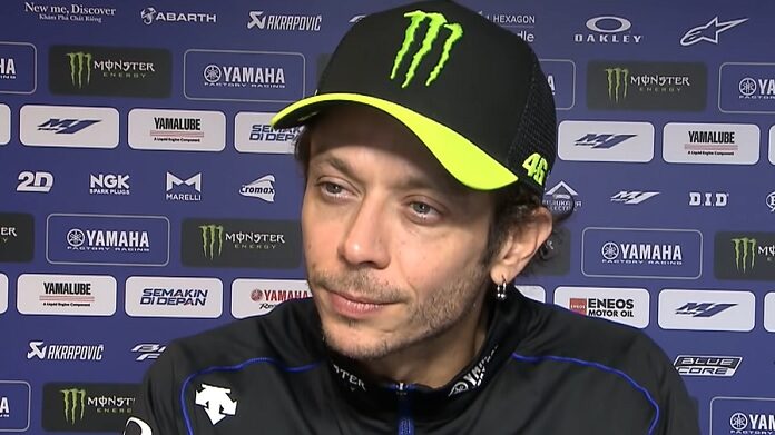 MotoGP, Valentino Rossi in attesa del tampone negativo