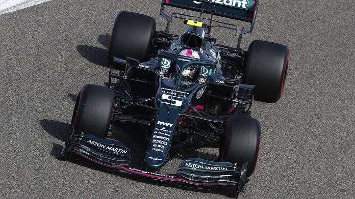 Sebastian Vettel, Aston Martin AMR21during free practice at Bahrain International Circuit 3/2021 *** Sebastian Vettel, A