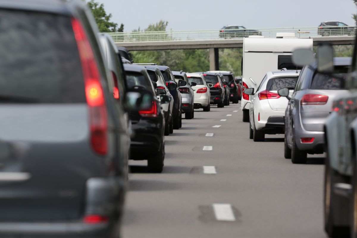 https://www.motorinews24.com/wp-content/uploads/2025/04/Il-curioso-studio-che-mette-in-correlazione-intelligenza-e-colore-dellauto.jpg