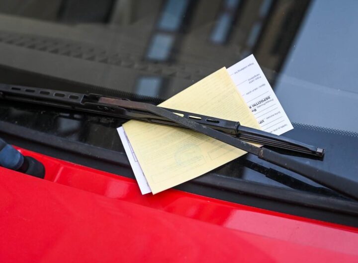Multe auto oggetti pericolosi