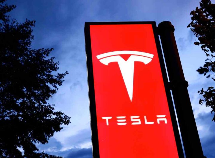 Tesla cattiva notizia