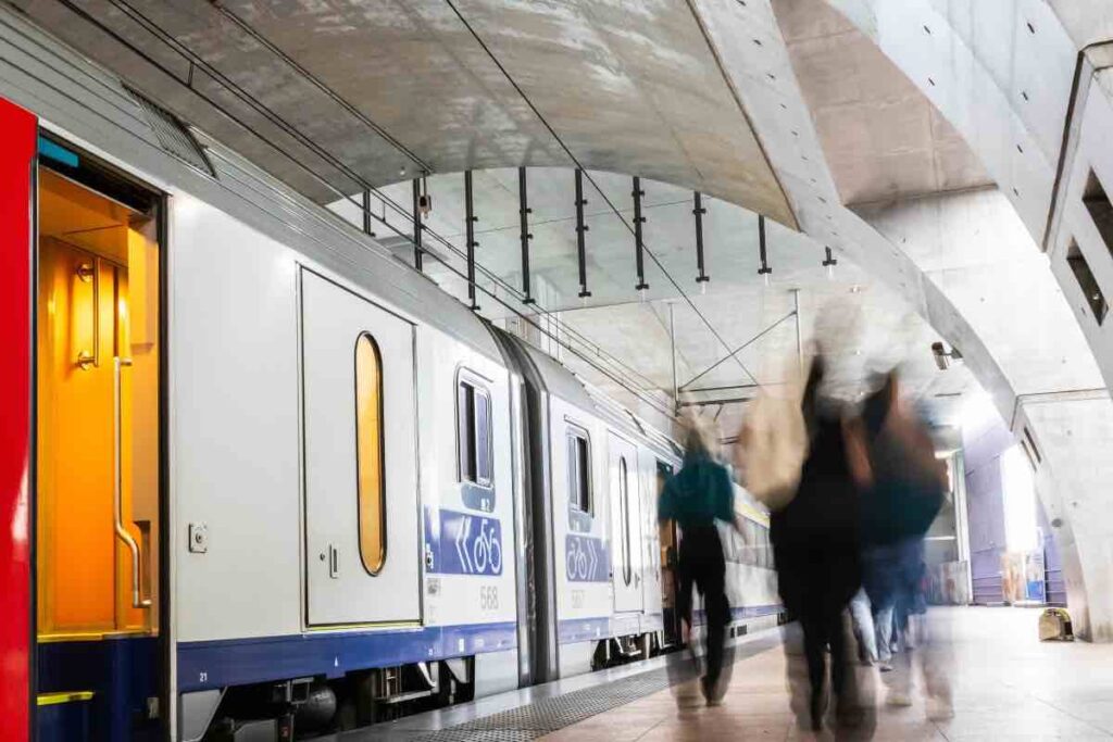 Treno attento ladri