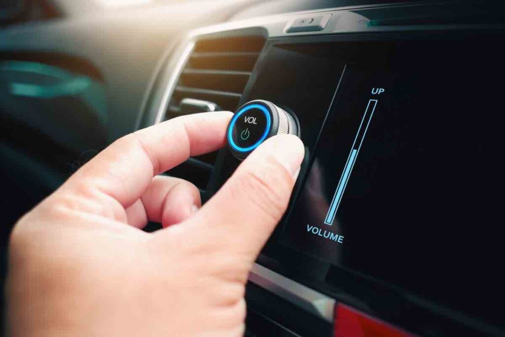 Autoradio niente accessorio