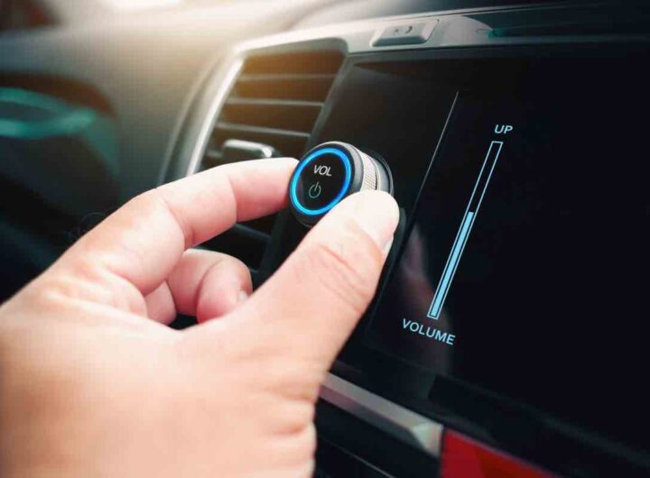 Autoradio niente accessorio