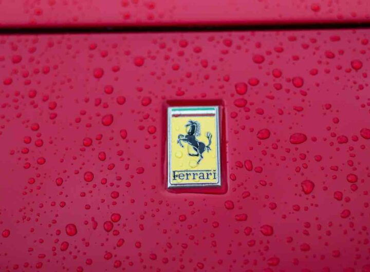 Auto Ferrari supercar