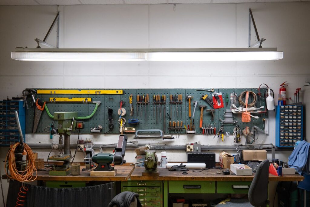 Attrezzi da lavoro in officina