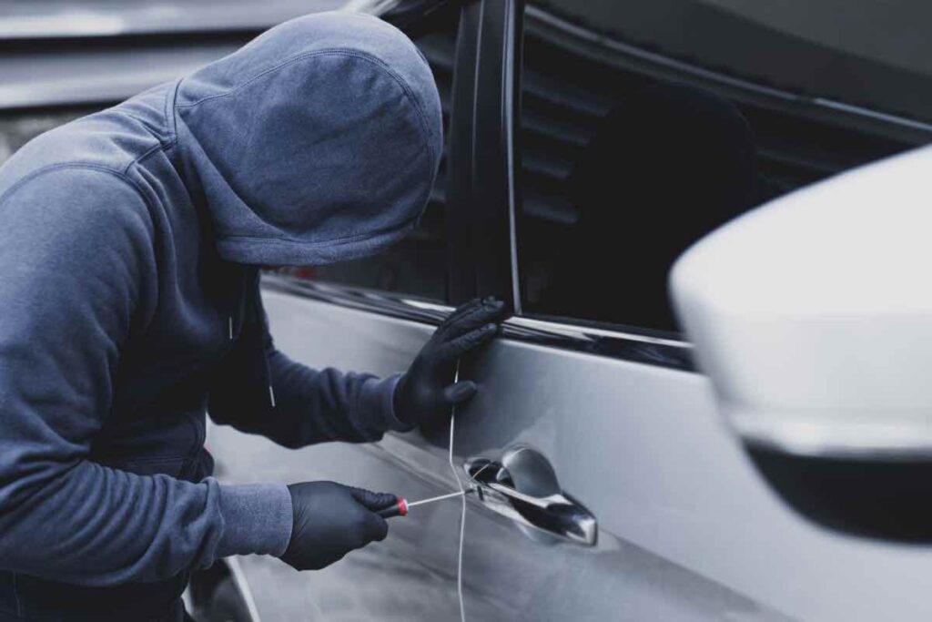 Furto di auto