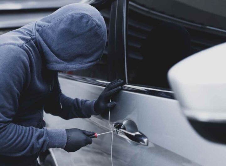 Furto di auto