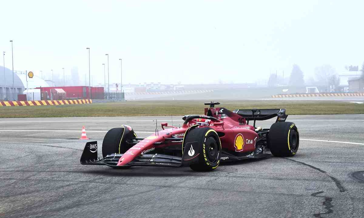 Ferrari denuncia sequestro