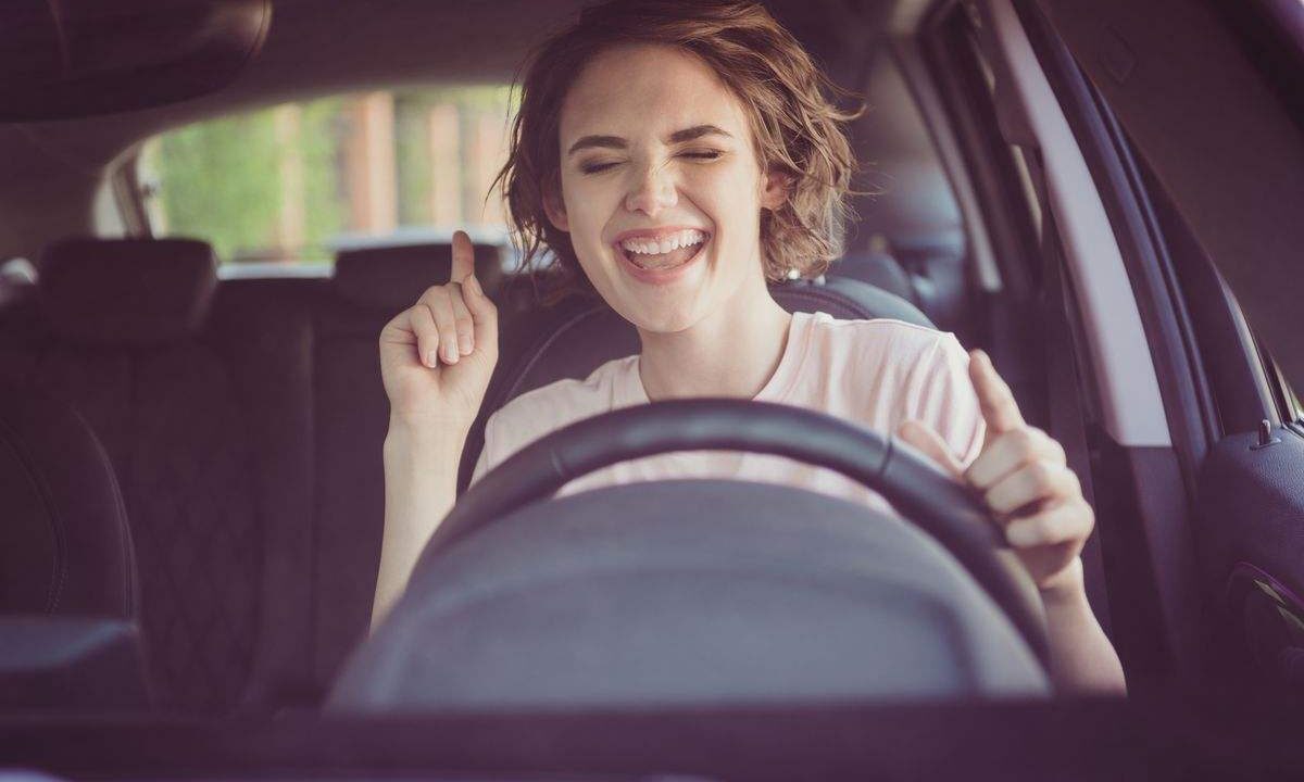 Auto donne uomini
