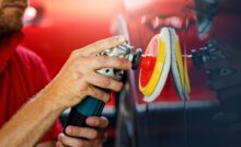 Lucidatura professionale della carrozzeria auto