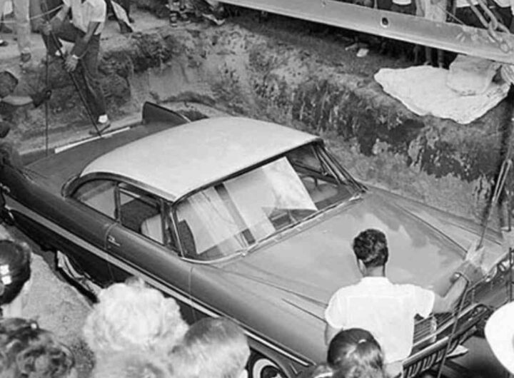 L'auto sepolta