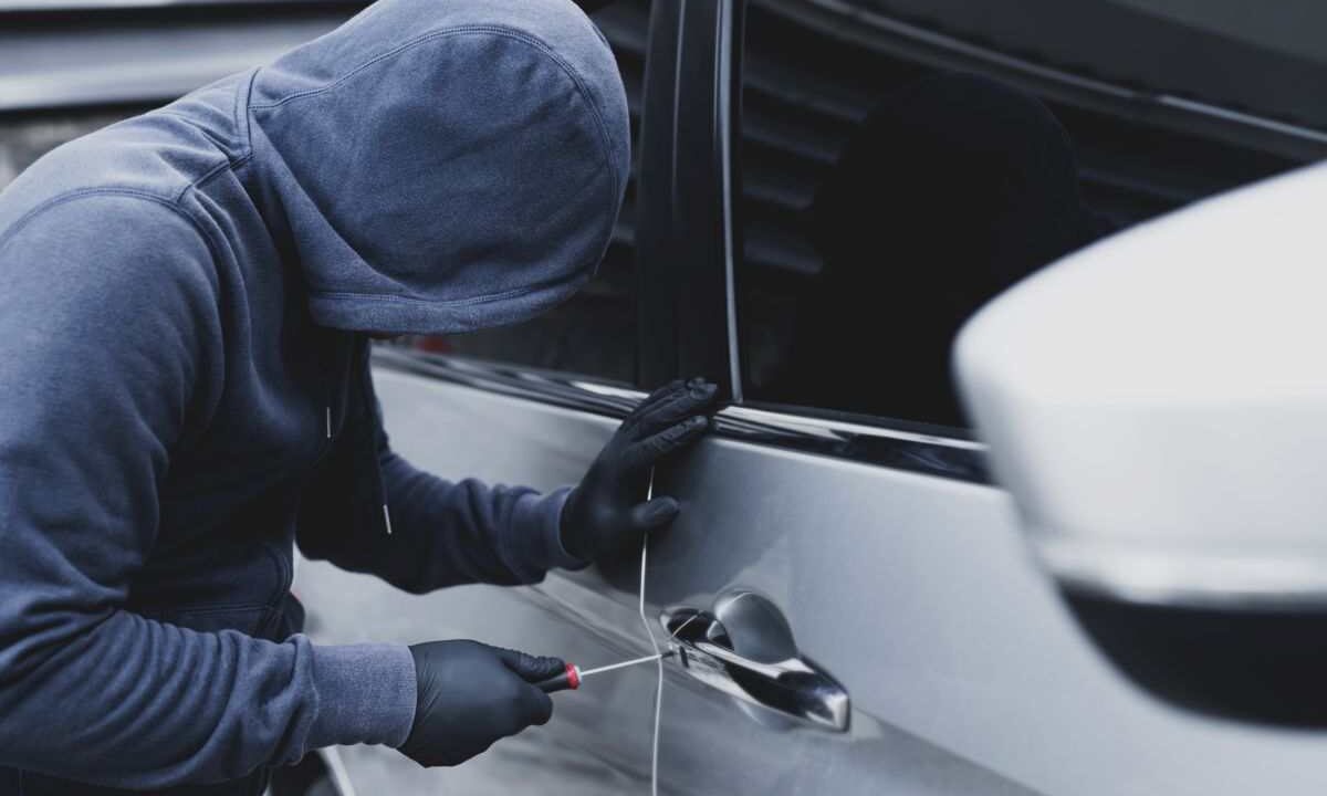 Furto auto come risolvere