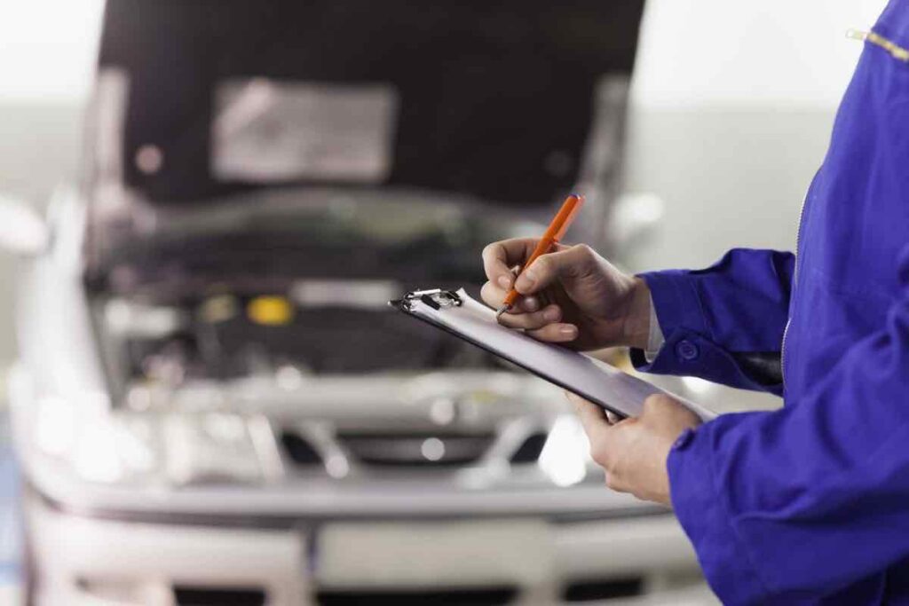 Riparazione alla automobile