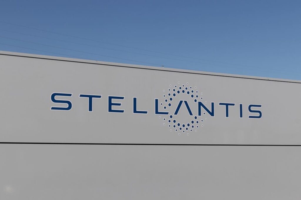 Logo Stellantis Imparato